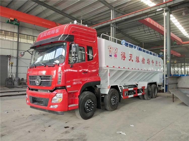 國六三倉散裝飼料運(yùn)輸車 解放畜牧廠高效運(yùn)輸解決方案